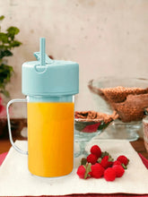 Cargar imagen en el visor de la galería, Batidora portátil con pajita
